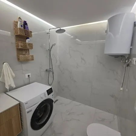 Luxury Seaside Escape 1 - Free Private Parking Appartement *