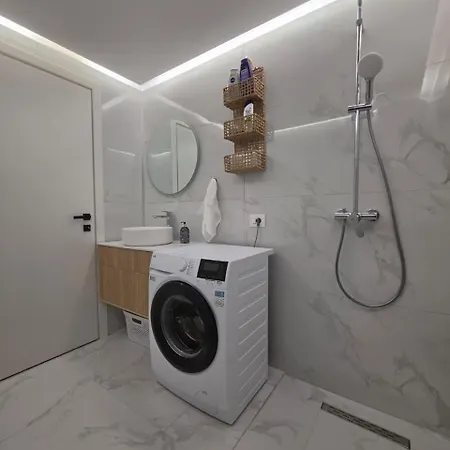 Luxury Seaside Escape 1 - Free Private Parking * Golem (Tirana)